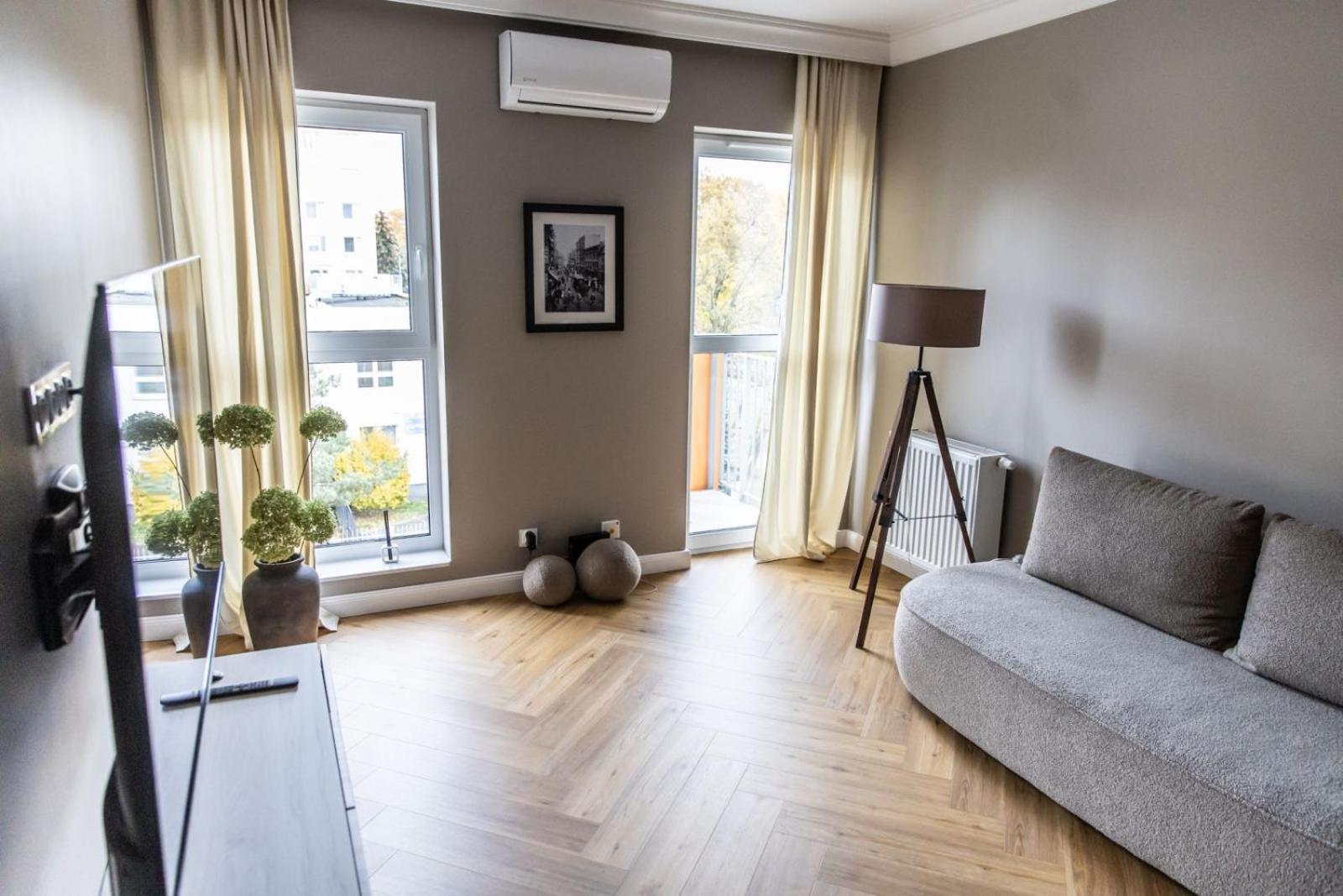 Solar Apartments I Stare Miasto 10Min I Priv Parking Free I Winda I Balkon Torun Bagian luar foto
