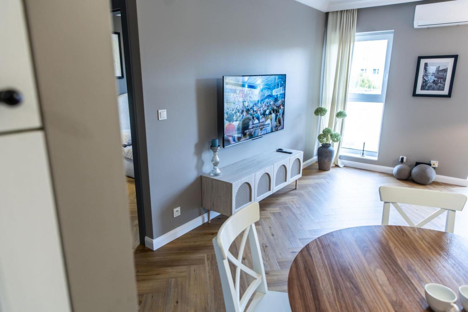 Solar Apartments I Stare Miasto 10Min I Priv Parking Free I Winda I Balkon Torun Bagian luar foto