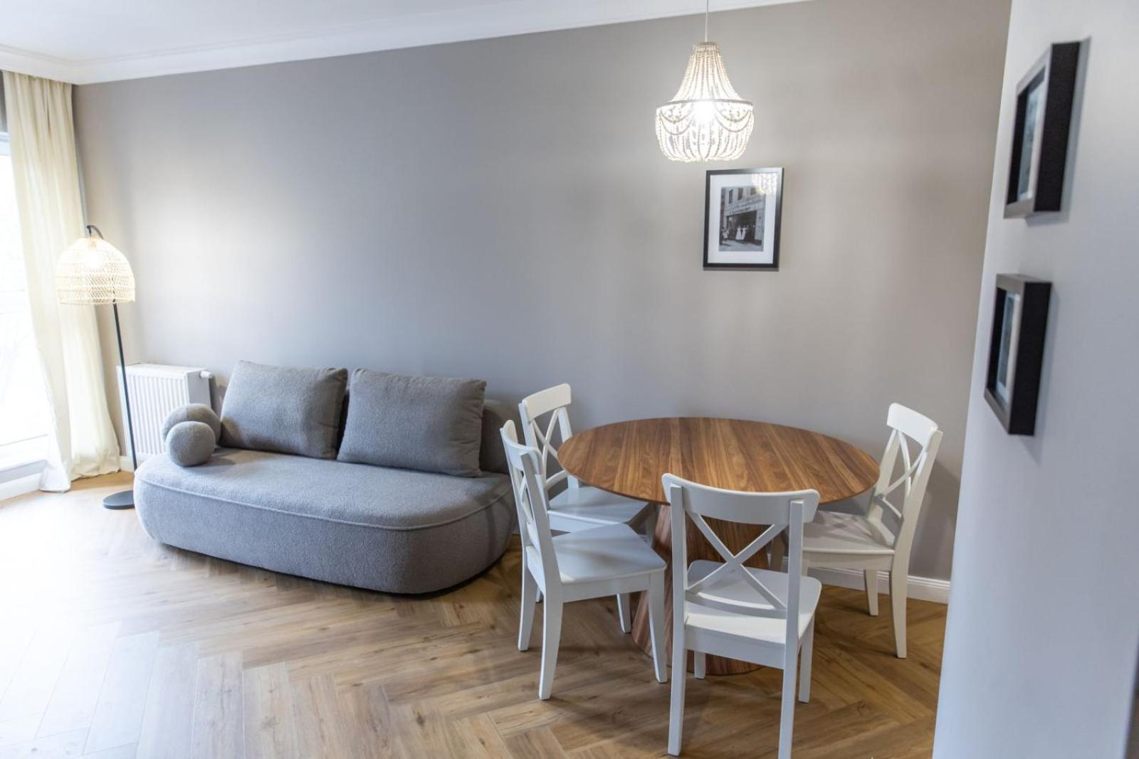 Solar Apartments I Stare Miasto 10Min I Priv Parking Free I Winda I Balkon Torun Bagian luar foto